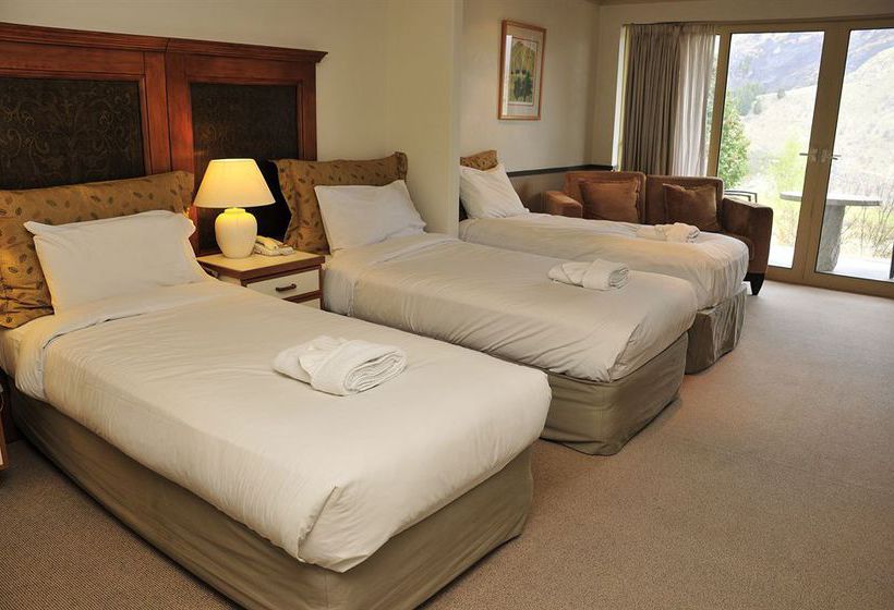 Resort Distinction Queenstown. Nugget Point Boutique Hotel & Spa 12