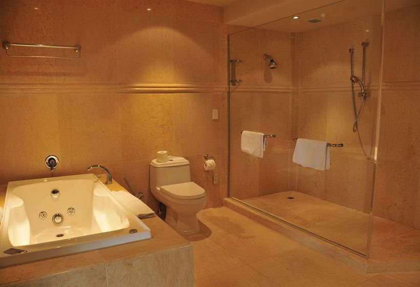 Resort Distinction Queenstown. Nugget Point Boutique Hotel & Spa 16