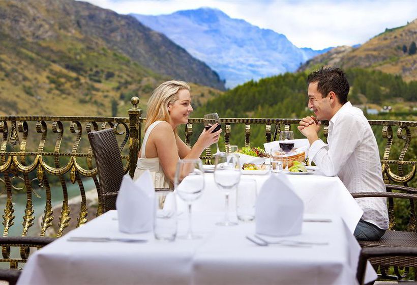 Resort Distinction Queenstown. Nugget Point Boutique Hotel & Spa 4