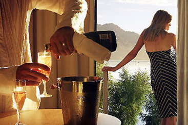 Hotel Gardens Parkroyal 8