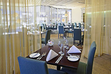 Hotel Gardens Parkroyal 9