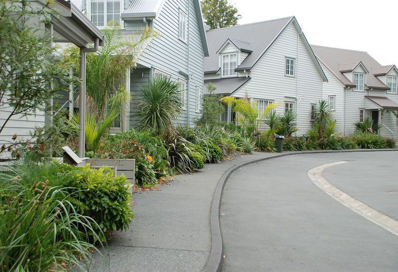 Hotel Russell Cottages 2