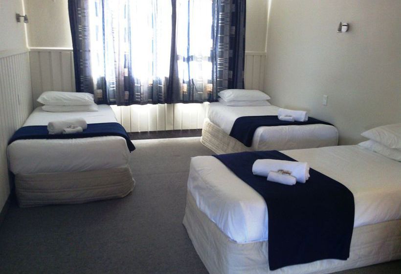 Explorer Motel & Apartments 1