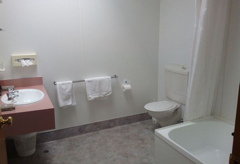 Explorer Motel & Apartments 10