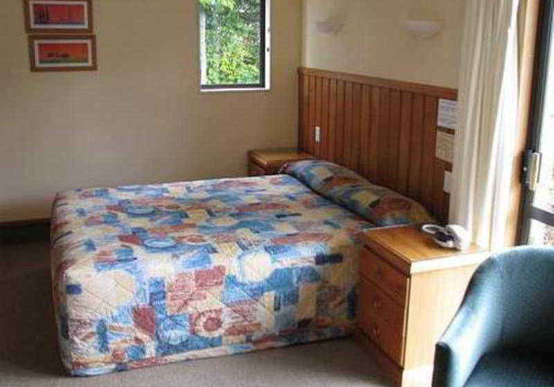 Explorer Motel & Apartments 14