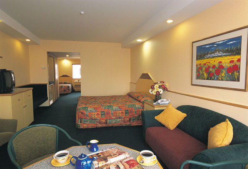 Resort Distinction Luxmore 12