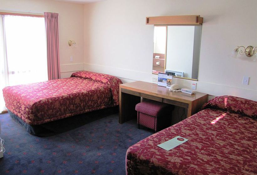 Resort Distinction Luxmore 6