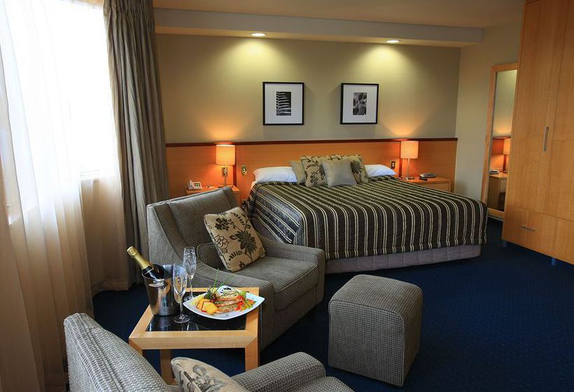 Resort Distinction Luxmore 7