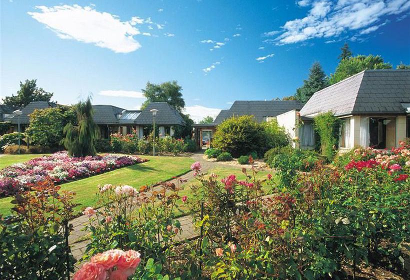 Distinction Te Anau Hotel & Villas 1