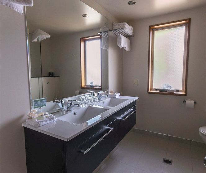 Distinction Te Anau Hotel & Villas 15