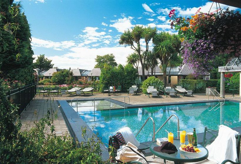 Distinction Te Anau Hotel & Villas 2