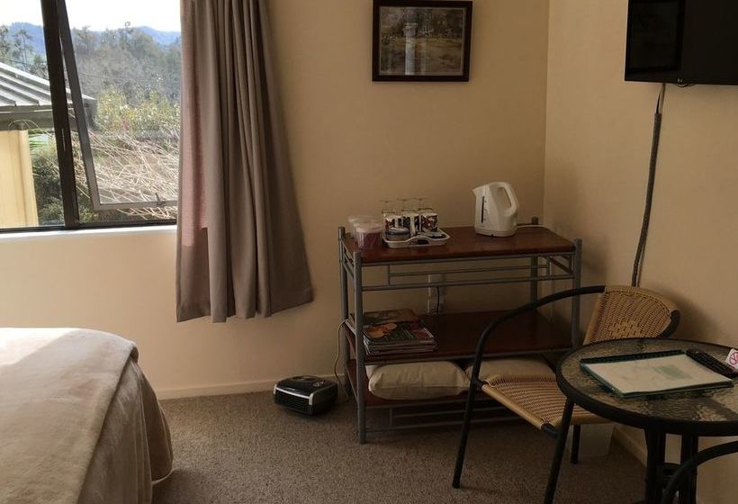 Hotel Waitomo Caves 14