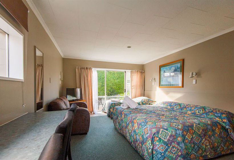 Best Western Manuka Crescent Motel 6