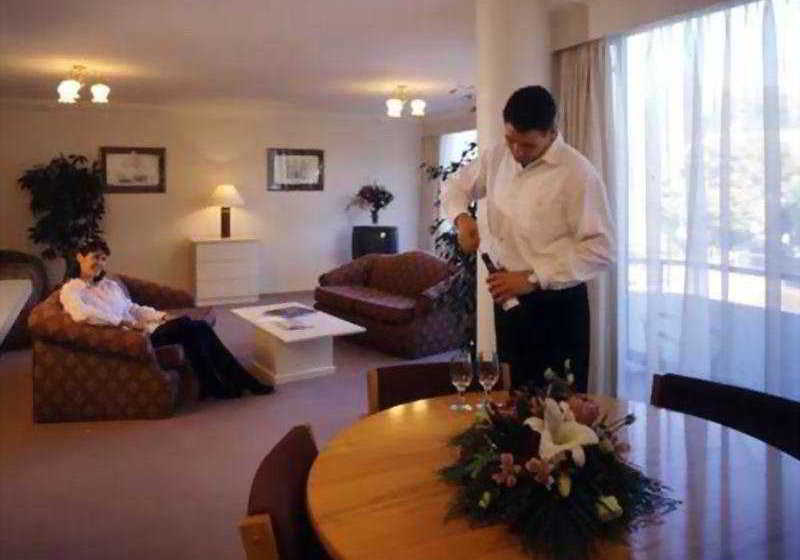 Clarion Collection Hotel Chateau Blanc Suites 3