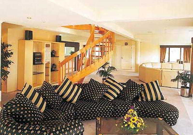 Clarion Collection Hotel Chateau Blanc Suites 4