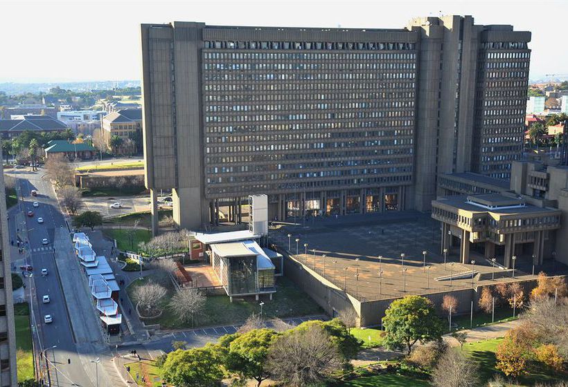 Protea Hotel Johannesburg Parktonian All-Suite 2