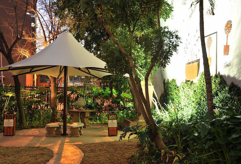 Protea Hotel Johannesburg Parktonian All-Suite 4