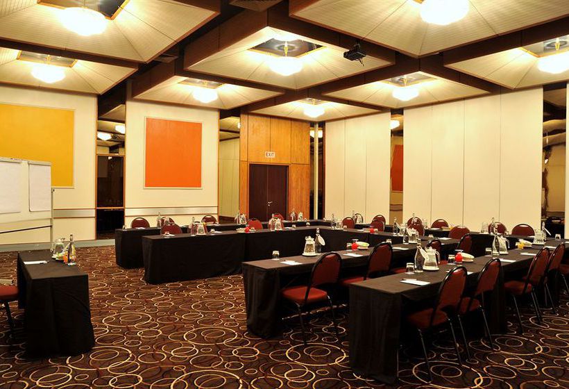 Protea Hotel Johannesburg Parktonian All-Suite 5