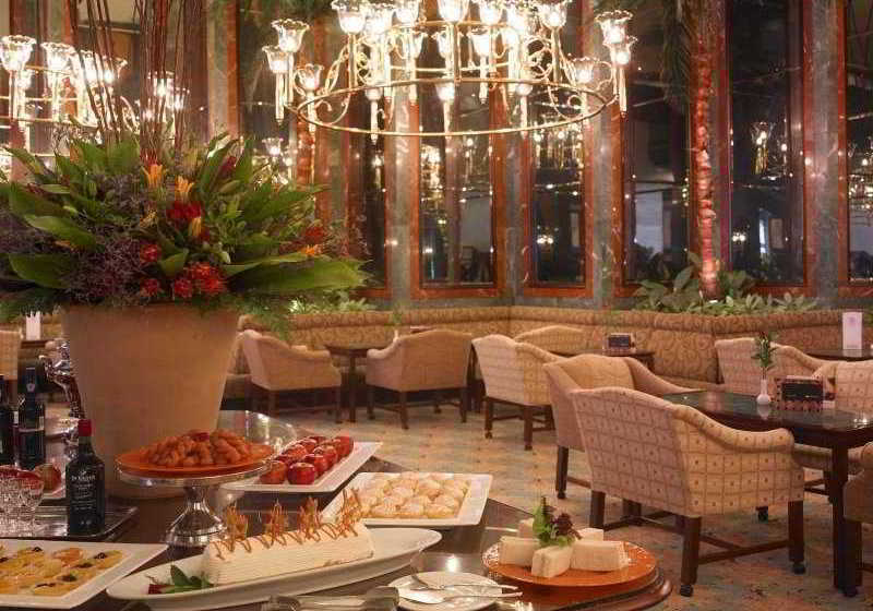 Hotel Holiday Inn Cape Town 1