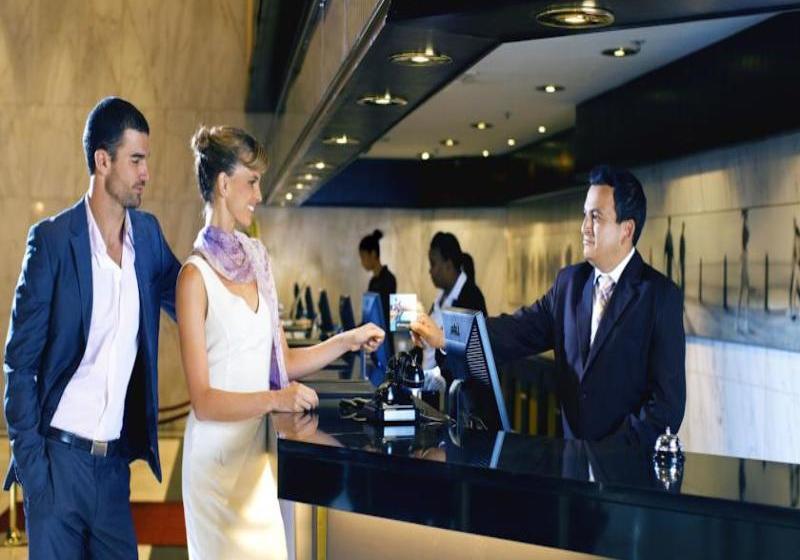 Hotel Holiday Inn Cape Town 11