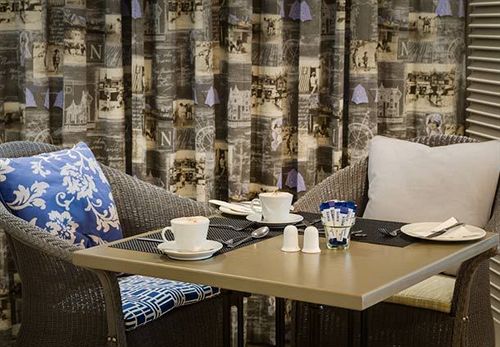 Protea Hotel Sea Point 16