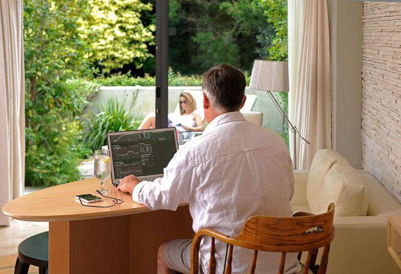 Vineyard Hotel & Spa 12