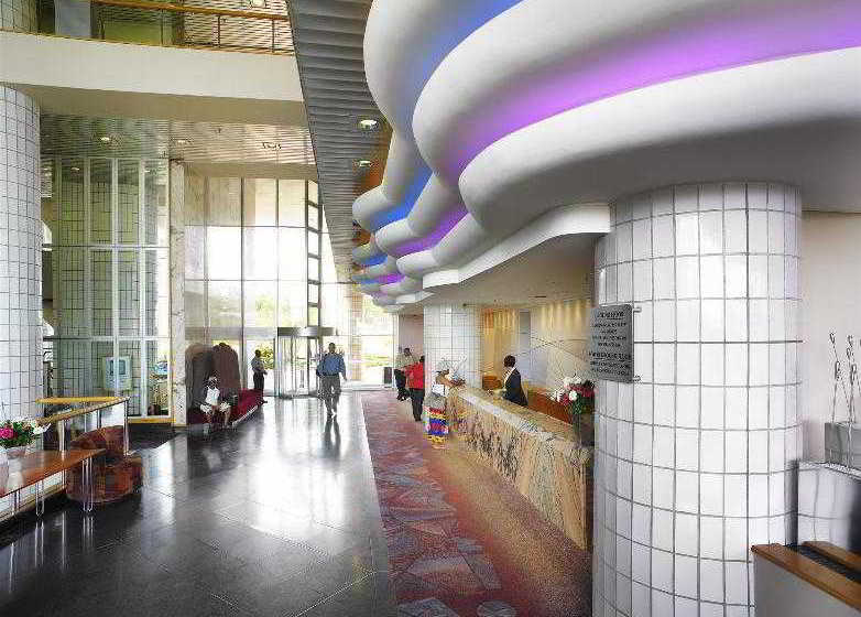 Hotel Garden Court Marine Parade 3