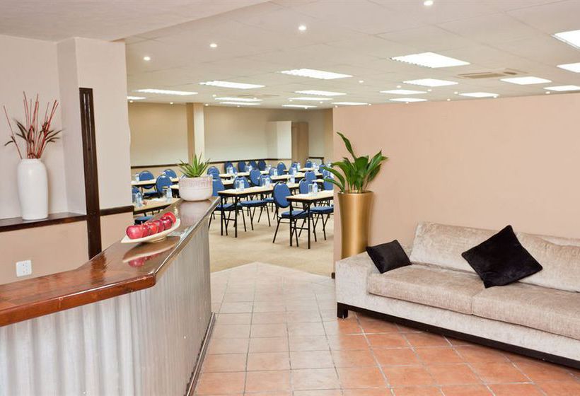 Oudtshoorn Inn Hotel and Conference Centre 13