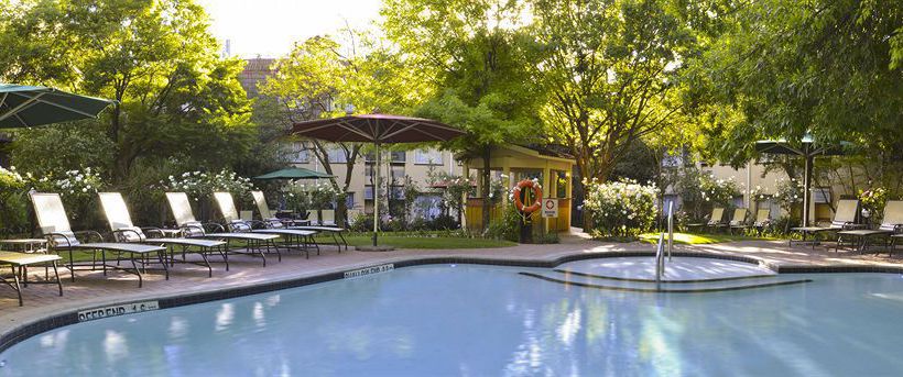 Protea Hotel by Marriott Johannesburg Balalaika Sandton 20