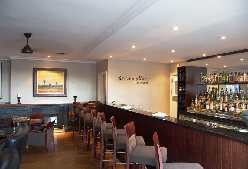 The Devon Valley Hotel 12