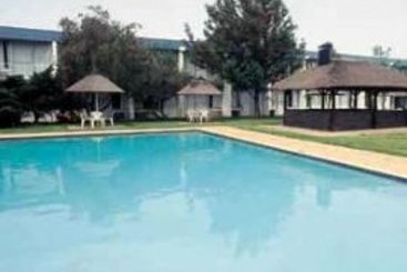 Hotel Garden Court 3