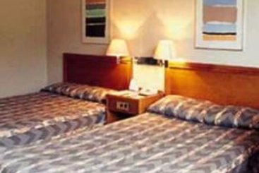 Hotel Garden Court 5