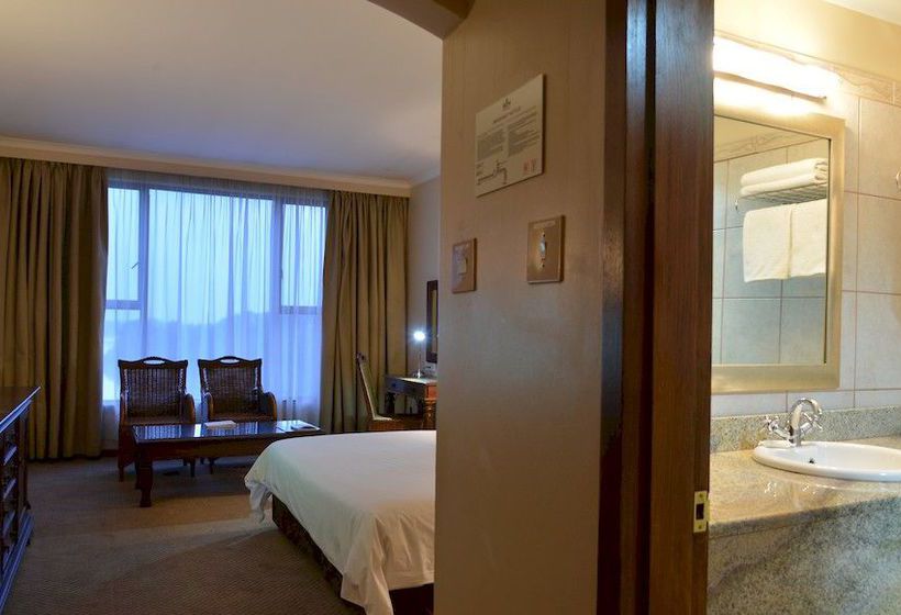 BON Hotel Riviera on Vaal 16