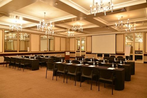 BON Hotel Riviera on Vaal 18