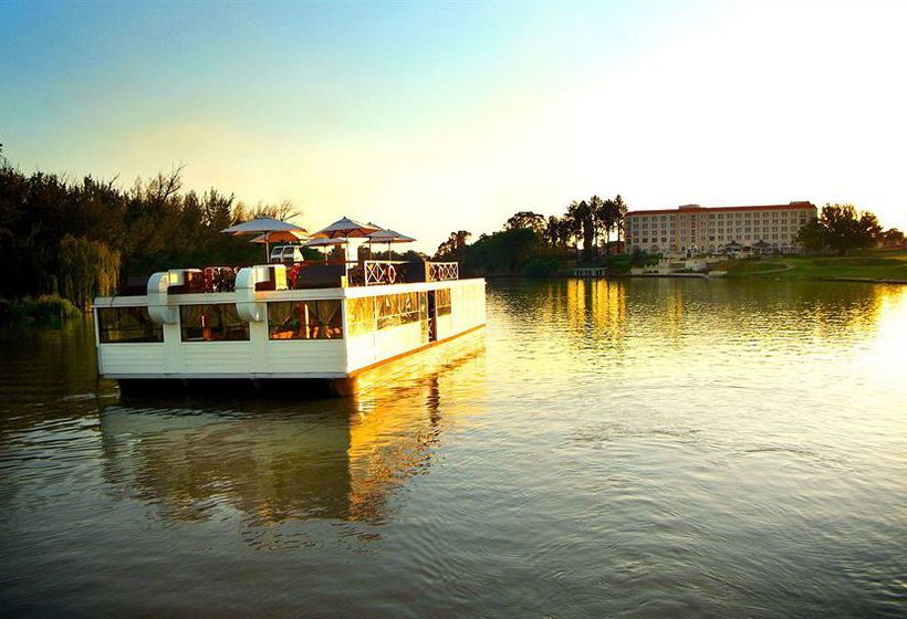 BON Hotel Riviera on Vaal 2