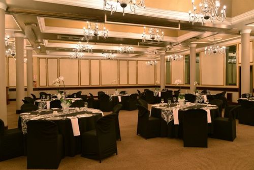 BON Hotel Riviera on Vaal 20