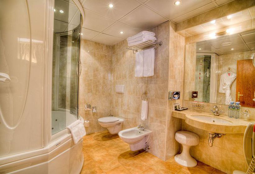 Hotel National A Luxury Collection 2