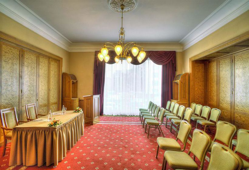 Hotel National A Luxury Collection 9