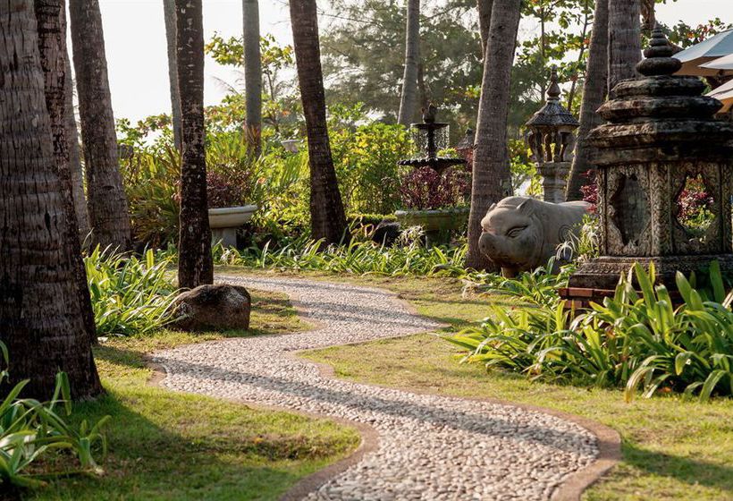 Thavorn Palm Beach Resort 9