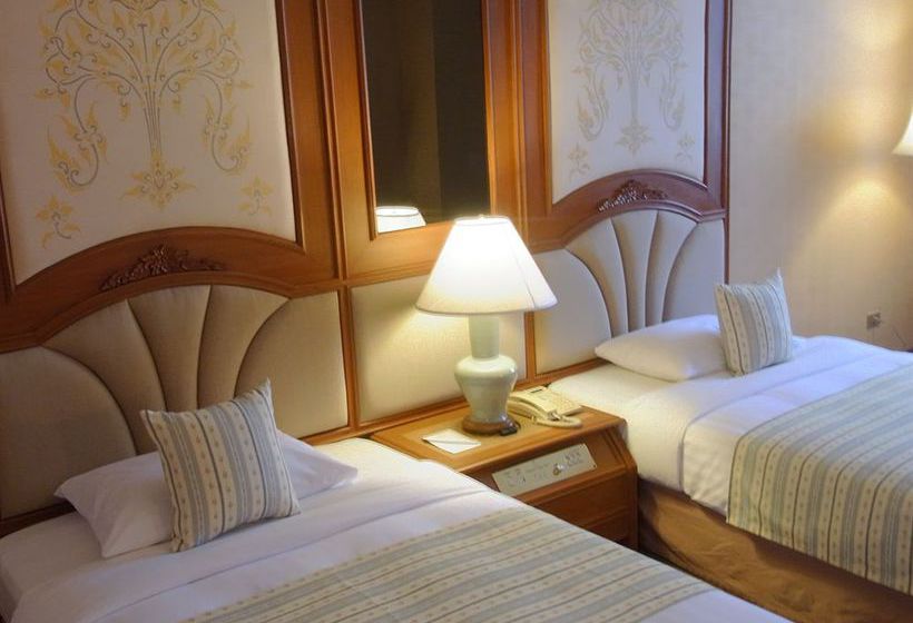 Hotel Chiang Mai Plaza 1