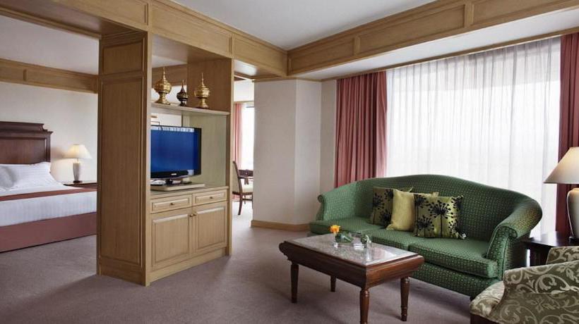 Resort The Riverie by Katathani 2