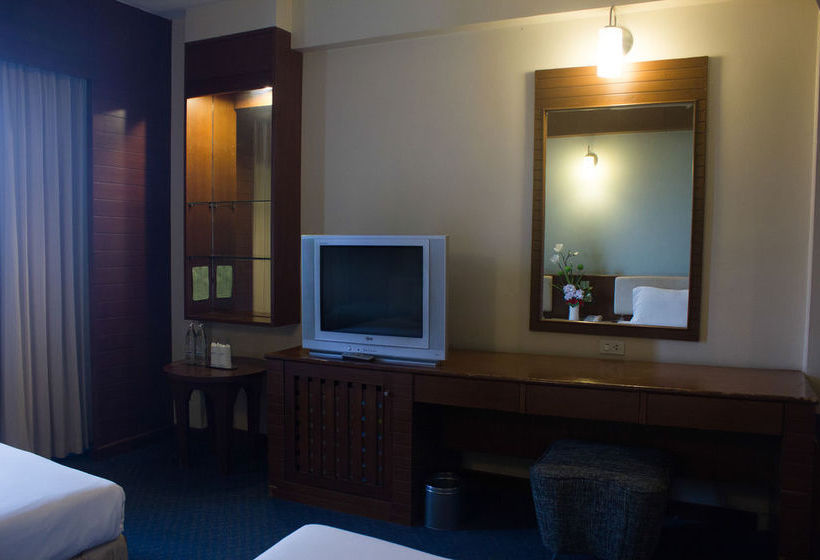 New Holiday Hotel 10