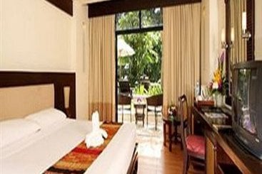 Thara Patong Beach Resort 2