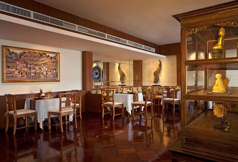 Le Meridien Phuket Beach Resort 18