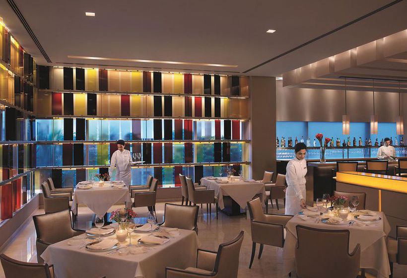 Hotel The Oberoi Mumbai 1