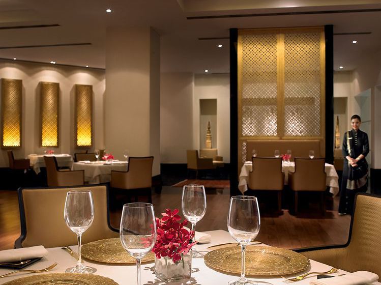 Hotel The Oberoi Mumbai 12