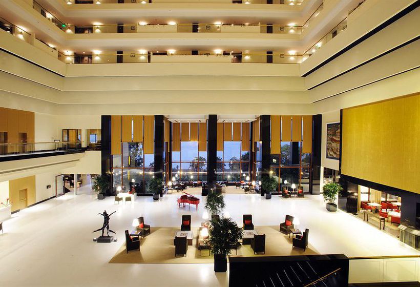 Hotel The Oberoi Mumbai 2