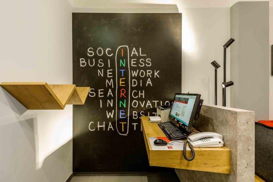 Hotel Ibis Nuernberg Altstadt 18