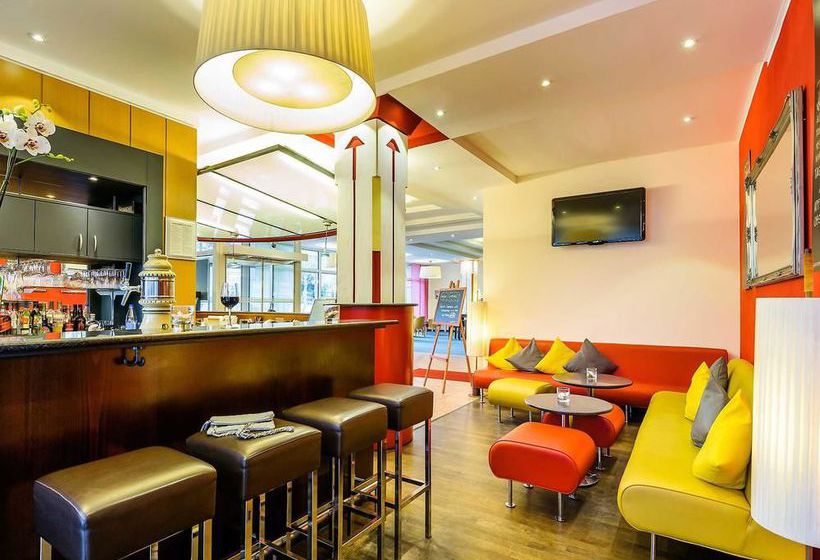 Novum Hotel Wiesbaden City 12