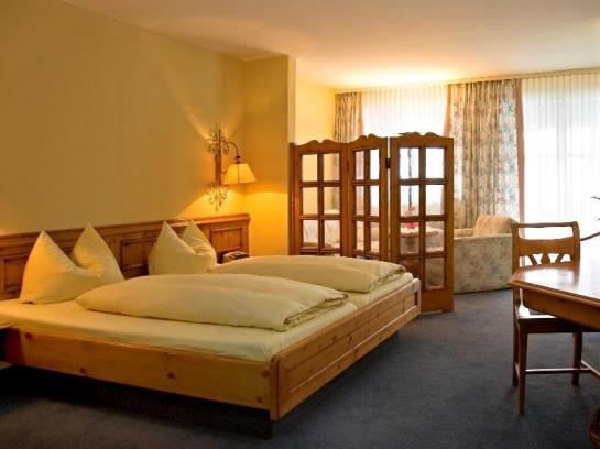 Goldenes Kreuz Hotel & Restaurant 9